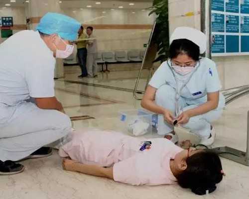 走出困境:如何通过家庭护理缓解子宫内膜异位症